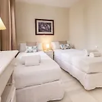Naranjos Διαμέρισμα *