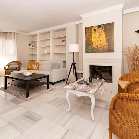 Naranjos Apartamento *